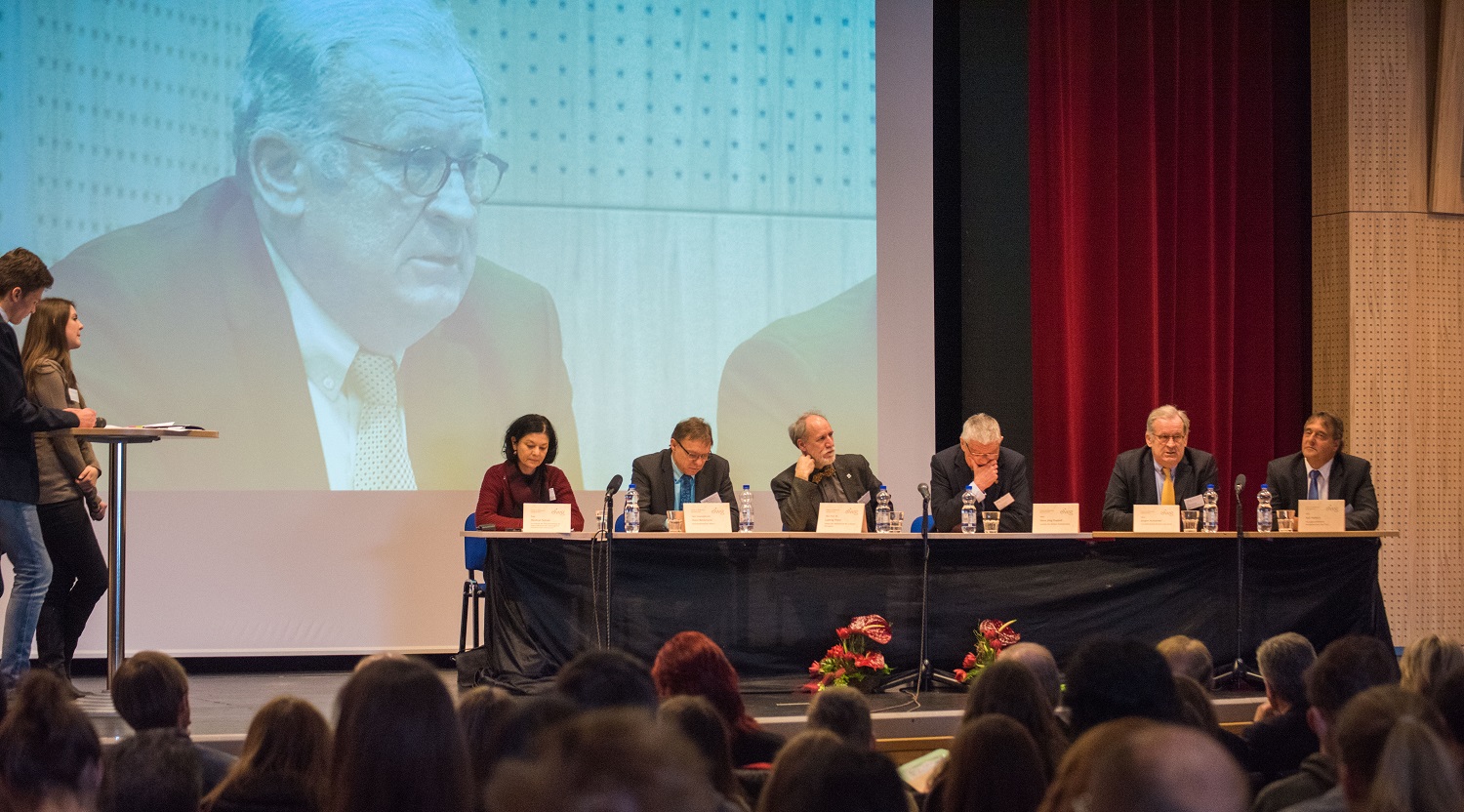 podiumsdiskussion-2016-4
