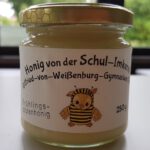 Bienen-AG-erster-Honig 2020-1